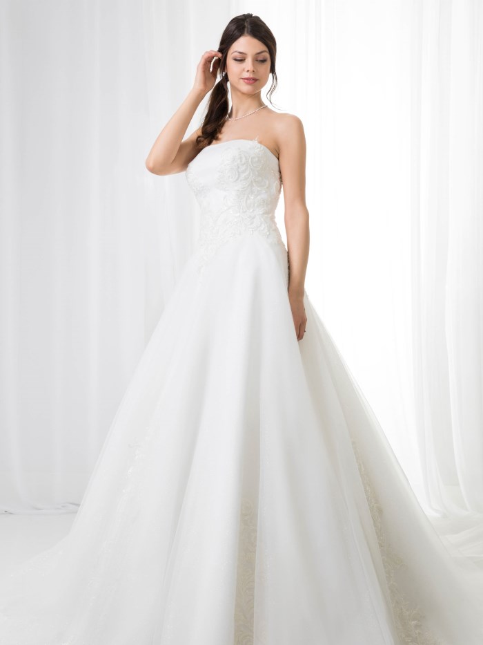 Abiti da sposa - Collezione Claudia  - C475